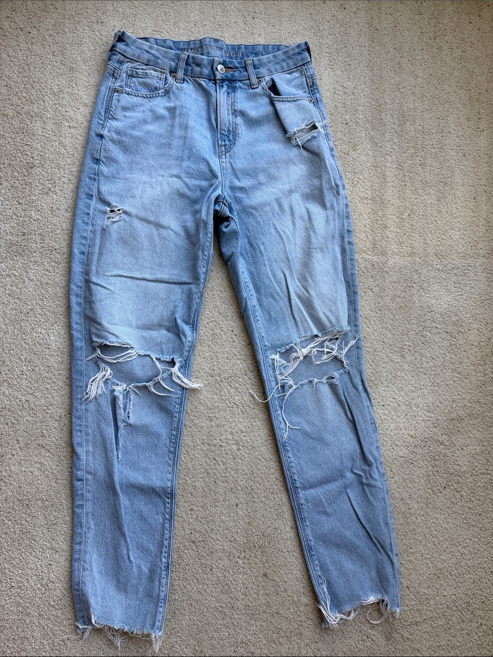 American Eagle Outfitters women’s jeans